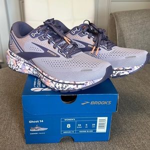 SOLD SOLD Brooks Women's Ghost 14 Neutral Running Shoes Sz 8 Medium/B